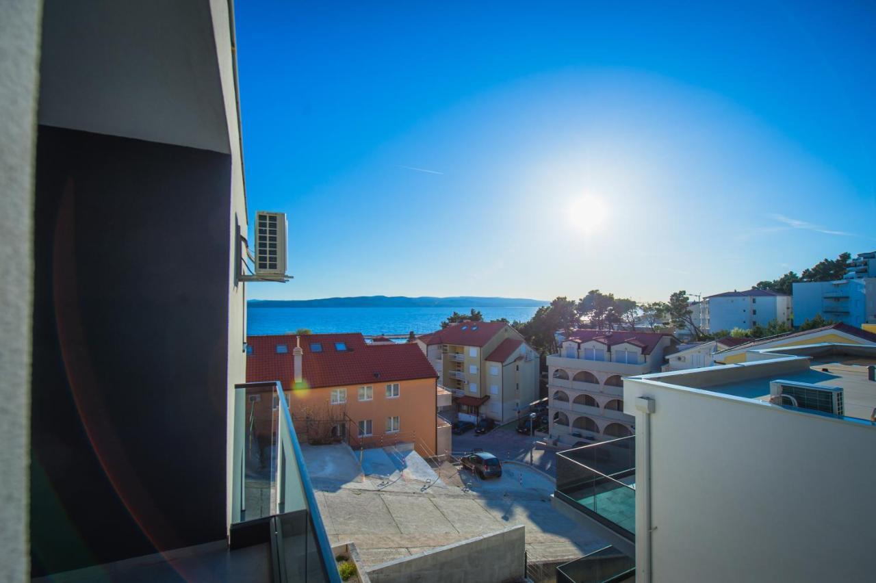 Deluxe 2 Bedroom Apartment With Sea View Baška Voda Exteriör bild